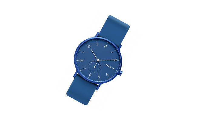 スカーゲン青い時計