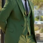 緑スーツ