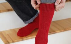 赤い靴下コーディネート例